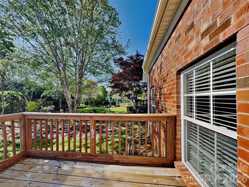 2507 Post Oak Lane, Gastonia, NC 28056.  MLS# CAR4369161, YatesRealty ID 17326. 