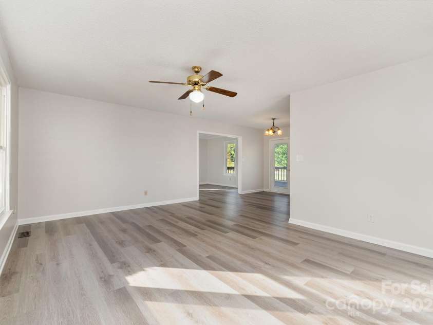 341 Cline Drive, Salisbury, NC 28146.  MLS# CAR4224209, YatesRealty ID 17327. 