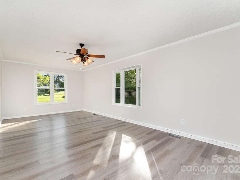 341 Cline Drive, Salisbury, NC 28146.  MLS# CAR4224209, YatesRealty ID 17327. 