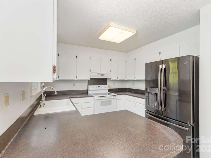 341 Cline Drive, Salisbury, NC 28146.  MLS# CAR4224209, YatesRealty ID 17327. 