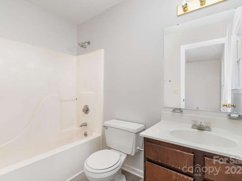 341 Cline Drive, Salisbury, NC 28146.  MLS# CAR4224209, YatesRealty ID 17327. 