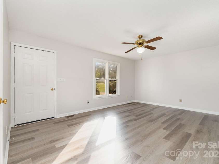 341 Cline Drive, Salisbury, NC 28146.  MLS# CAR4224209, YatesRealty ID 17327. 