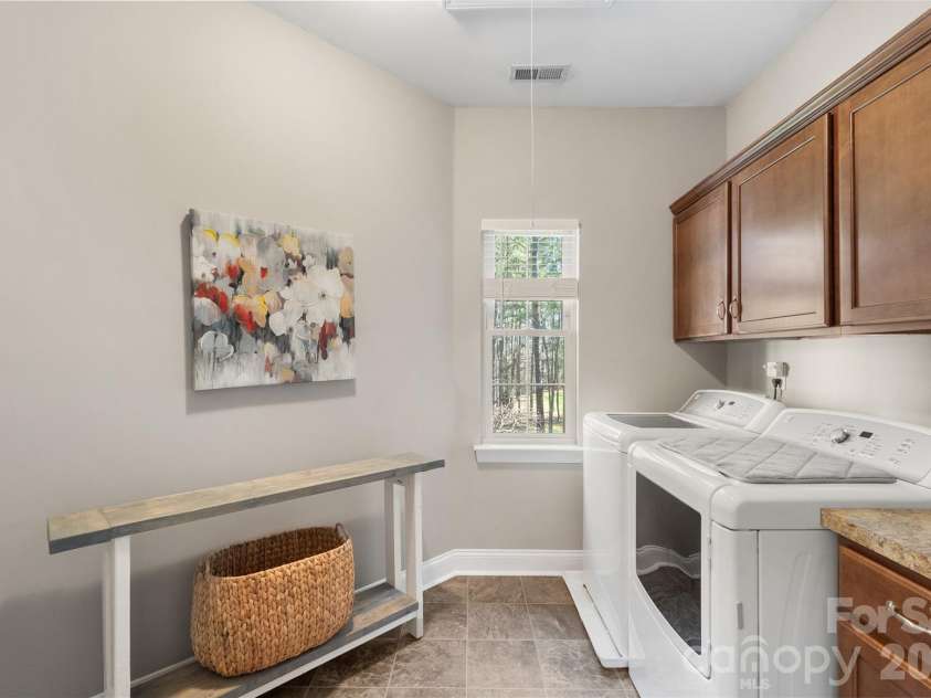 170 Silver Falls Drive, Troutman, NC 28166.  MLS# CAR4352020, YatesRealty ID 17328. 
