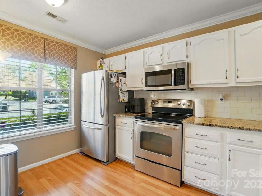 9036 Four Mile Creek Road, Charlotte, NC 28277.  MLS# CAR4243828, YatesRealty ID 17328. 