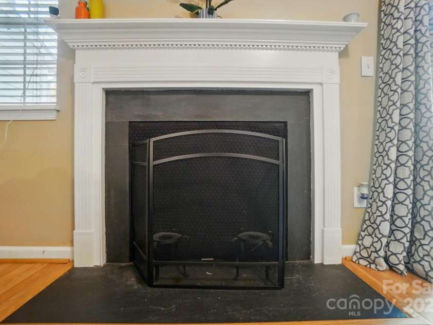 9036 Four Mile Creek Road, Charlotte, NC 28277.  MLS# CAR4243828, YatesRealty ID 17328. 
