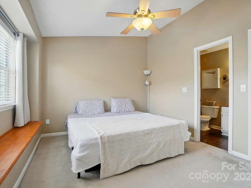 9036 Four Mile Creek Road, Charlotte, NC 28277.  MLS# CAR4243828, YatesRealty ID 17328. 