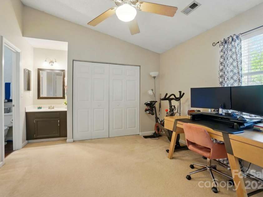 9036 Four Mile Creek Road, Charlotte, NC 28277.  MLS# CAR4243828, YatesRealty ID 17328. 
