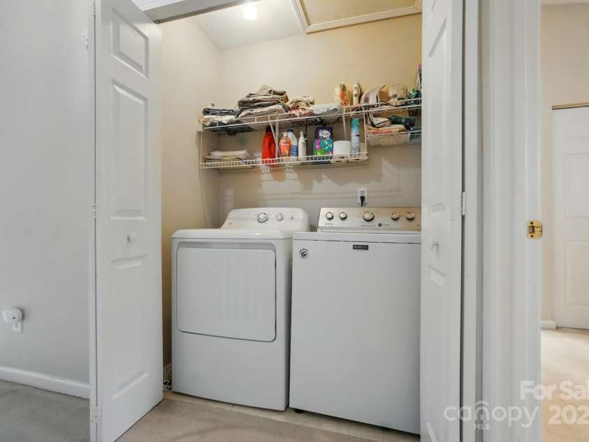 9036 Four Mile Creek Road, Charlotte, NC 28277.  MLS# CAR4243828, YatesRealty ID 17328. 