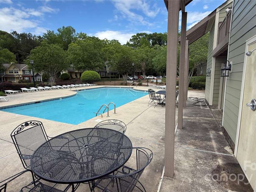 9036 Four Mile Creek Road, Charlotte, NC 28277.  MLS# CAR4243828, YatesRealty ID 17328. 