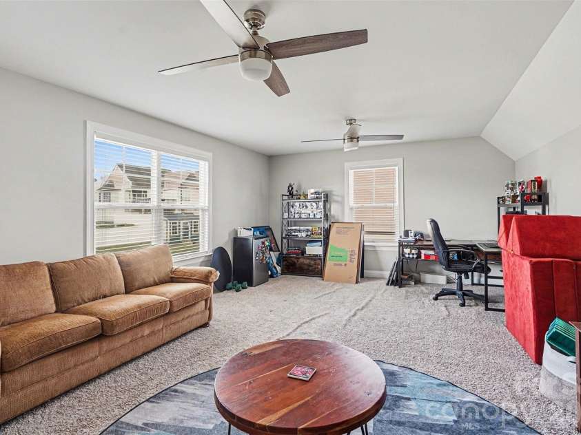 201 Garden View Lane, Shelby, NC 28152.  MLS# CAR4367664, YatesRealty ID 17329. Bonus Room