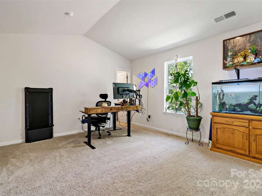 761 Fountain Park Boulevard, Asheville, NC 28806.  MLS# CAR4253459, YatesRealty ID 17329. 