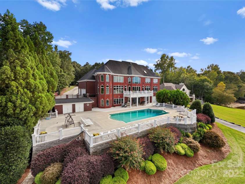 249 Blue Heron Drive, Rock Hill, SC 29732.  MLS# CAR4227909, YatesRealty ID 1733. 