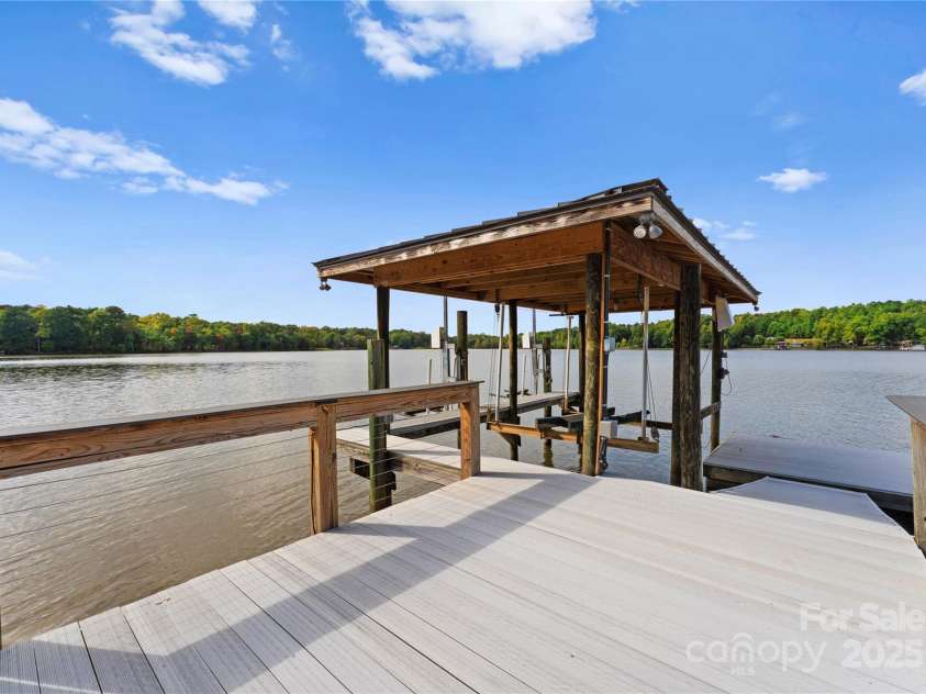 249 Blue Heron Drive, Rock Hill, SC 29732.  MLS# CAR4227909, YatesRealty ID 1733. 