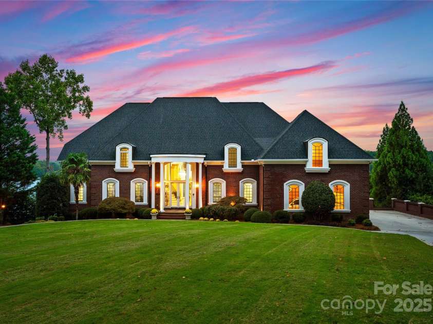 249 Blue Heron Drive, Rock Hill, SC 29732.  MLS# CAR4227909, YatesRealty ID 1733. 