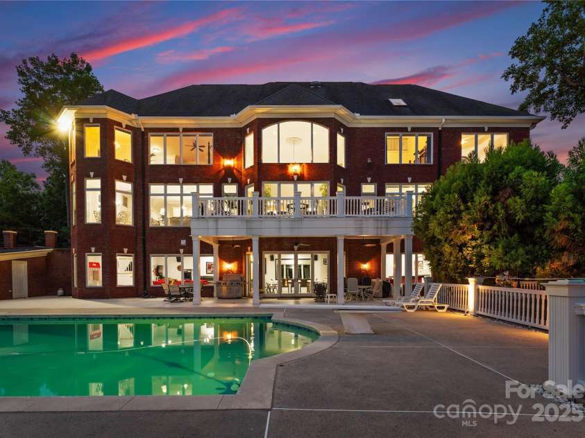 249 Blue Heron Drive, Rock Hill, SC 29732.  MLS# CAR4227909, YatesRealty ID 1733. 