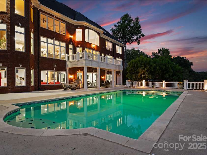 249 Blue Heron Drive, Rock Hill, SC 29732.  MLS# CAR4227909, YatesRealty ID 1733. 