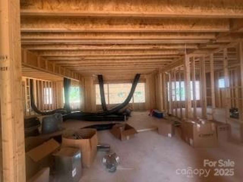 5019 Ardenwoods Drive, Charlotte, NC 28215.  MLS# CAR4291794, YatesRealty ID 1733. 