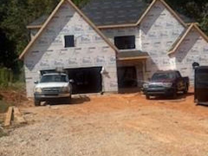 5019 Ardenwoods Drive, Charlotte, NC 28215.  MLS# CAR4291794, YatesRealty ID 1733. 