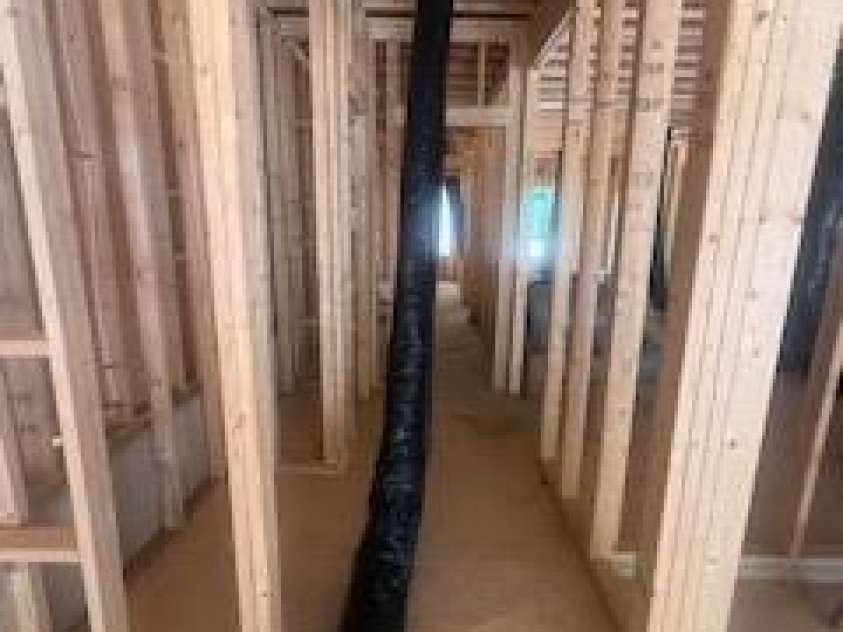 5019 Ardenwoods Drive, Charlotte, NC 28215.  MLS# CAR4291794, YatesRealty ID 1733. 