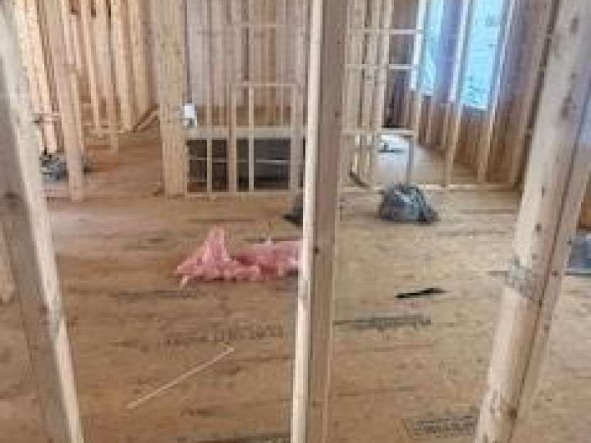 5019 Ardenwoods Drive, Charlotte, NC 28215.  MLS# CAR4291794, YatesRealty ID 1733. 