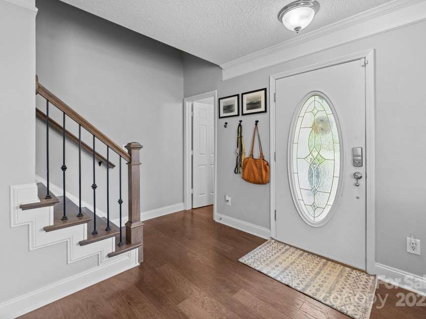 10418 Cullen Court, Charlotte, NC 28278.  MLS# CAR4255904, YatesRealty ID 17330. 