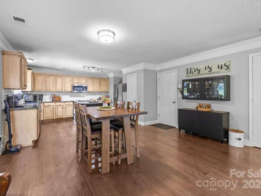 10418 Cullen Court, Charlotte, NC 28278.  MLS# CAR4255904, YatesRealty ID 17330. 