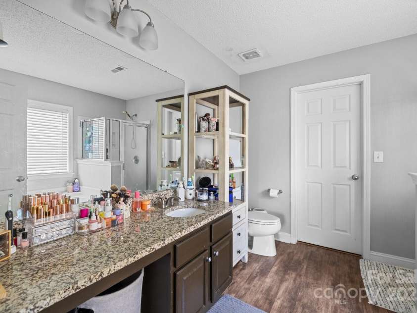 10418 Cullen Court, Charlotte, NC 28278.  MLS# CAR4255904, YatesRealty ID 17330. 