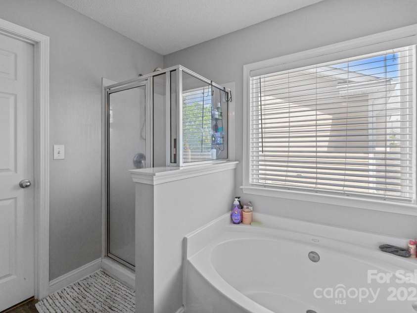 10418 Cullen Court, Charlotte, NC 28278.  MLS# CAR4255904, YatesRealty ID 17330. 