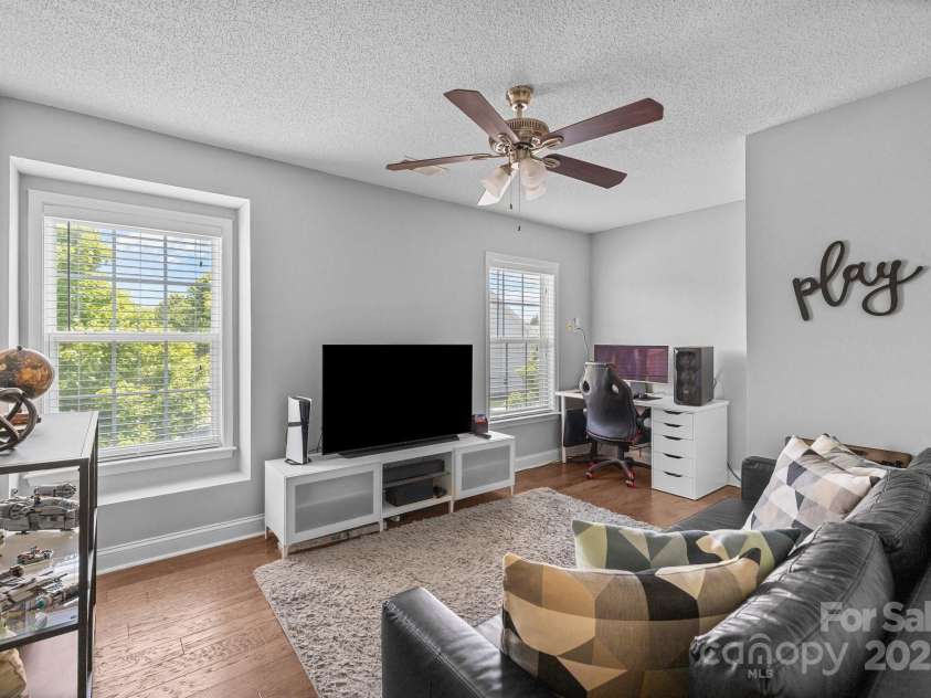 10418 Cullen Court, Charlotte, NC 28278.  MLS# CAR4255904, YatesRealty ID 17330. 