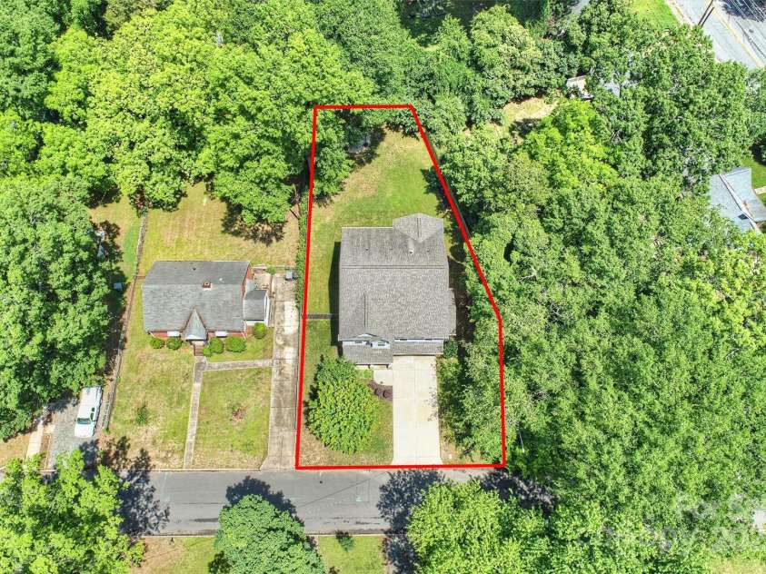 1209 Leigh Avenue, Charlotte, NC 28205.  MLS# CAR4295218, YatesRealty ID 17331. Aerial view
