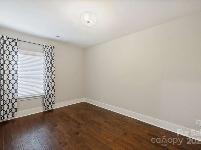 1209 Leigh Avenue, Charlotte, NC 28205.  MLS# CAR4295218, YatesRealty ID 17331. Bedroom 4