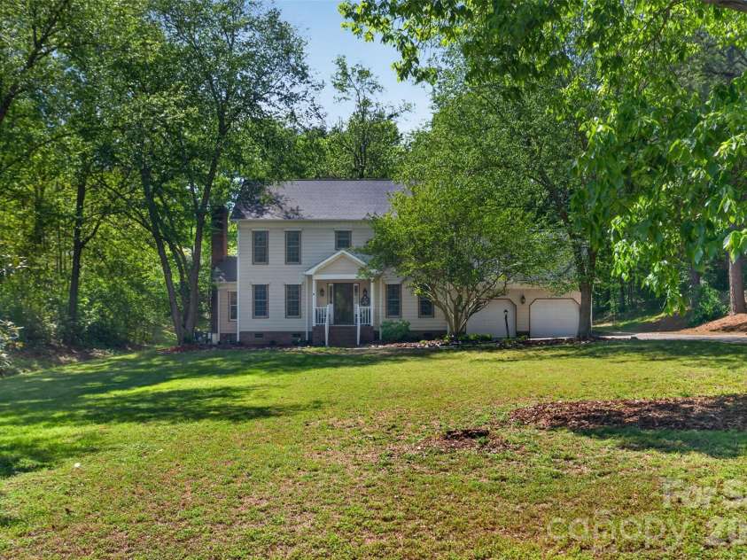 1507 Dennbriar Drive, Concord, NC 28027.  MLS# CAR4372820, YatesRealty ID 17331. 