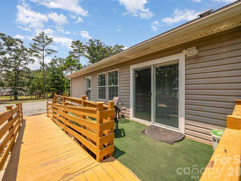 5602 Flint Ridge Church Road, Marshville, NC 28103.  MLS# CAR4352006, YatesRealty ID 17332. 