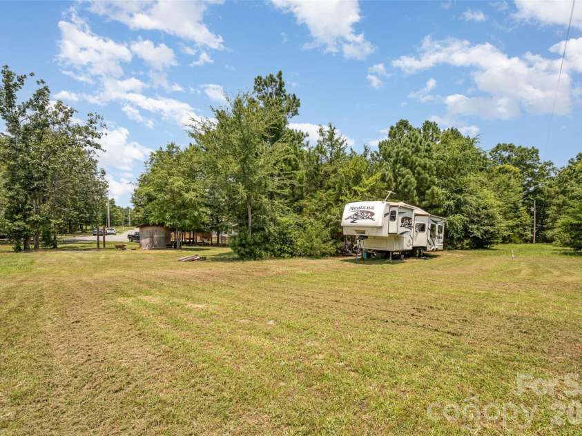 5602 Flint Ridge Church Road, Marshville, NC 28103.  MLS# CAR4352006, YatesRealty ID 17332. 