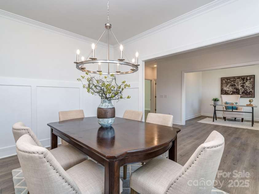 7116 Hambright Road, Huntersville, NC 28078.  MLS# CAR4203995, YatesRealty ID 17332. 
