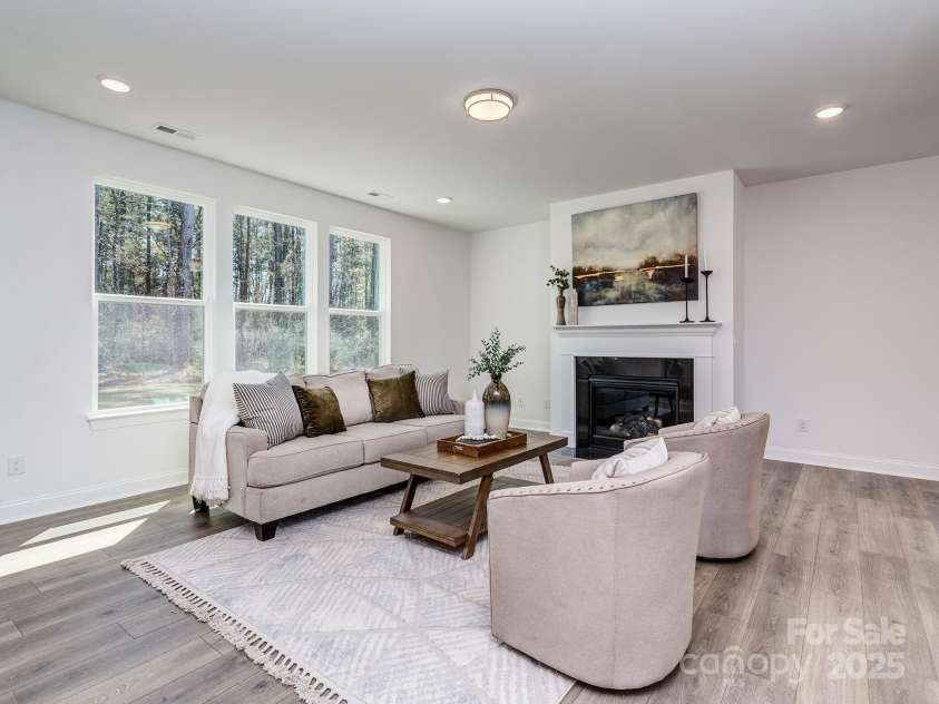 7116 Hambright Road, Huntersville, NC 28078.  MLS# CAR4203995, YatesRealty ID 17332. 