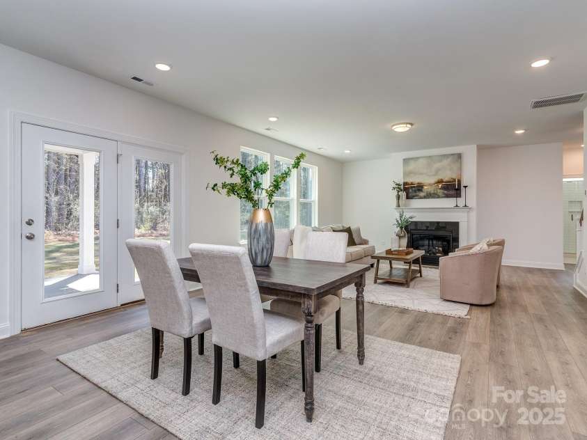 7116 Hambright Road, Huntersville, NC 28078.  MLS# CAR4203995, YatesRealty ID 17332. 