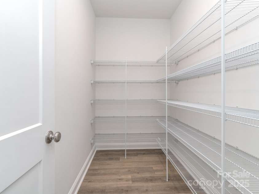 7116 Hambright Road, Huntersville, NC 28078.  MLS# CAR4203995, YatesRealty ID 17332. 