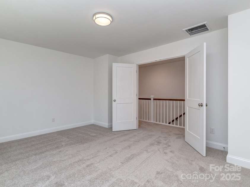 7116 Hambright Road, Huntersville, NC 28078.  MLS# CAR4203995, YatesRealty ID 17332. 