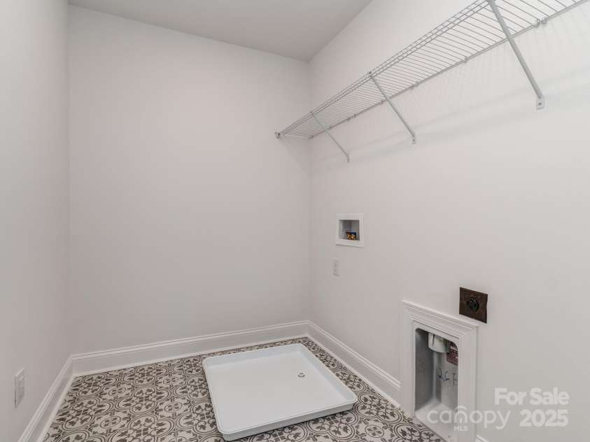 7116 Hambright Road, Huntersville, NC 28078.  MLS# CAR4203995, YatesRealty ID 17332. 
