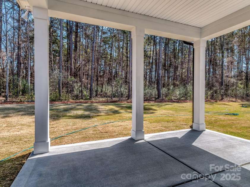7116 Hambright Road, Huntersville, NC 28078.  MLS# CAR4203995, YatesRealty ID 17332. 