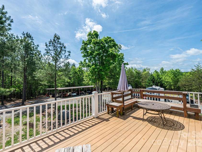 631 Sedona Drive, Nebo, NC 28761.  MLS# CAR4253958, YatesRealty ID 17333. 