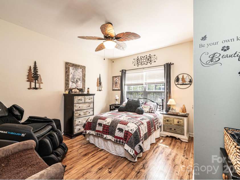 631 Sedona Drive, Nebo, NC 28761.  MLS# CAR4253958, YatesRealty ID 17333. 