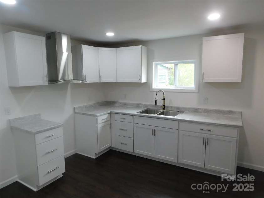 3467 Hartland Road, Morganton, NC 28655.  MLS# CAR4242198, YatesRealty ID 17334. 
