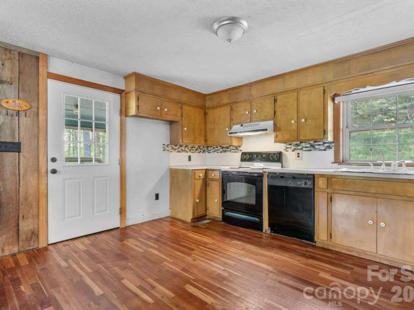 1080 Drag Strip Road, Hudson, NC 28638.  MLS# CAR4371096, YatesRealty ID 17336. 