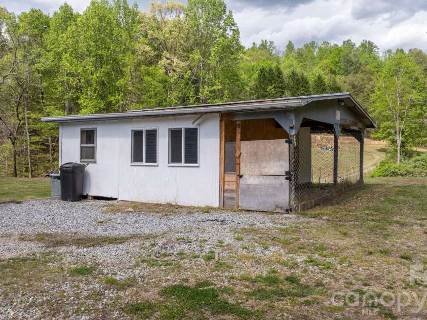 1080 Drag Strip Road, Hudson, NC 28638.  MLS# CAR4371096, YatesRealty ID 17336. 