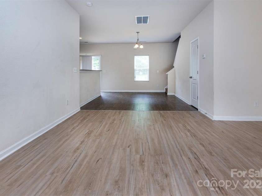 6717 Ware Road, Charlotte, NC 28212.  MLS# CAR4256234, YatesRealty ID 17336. 