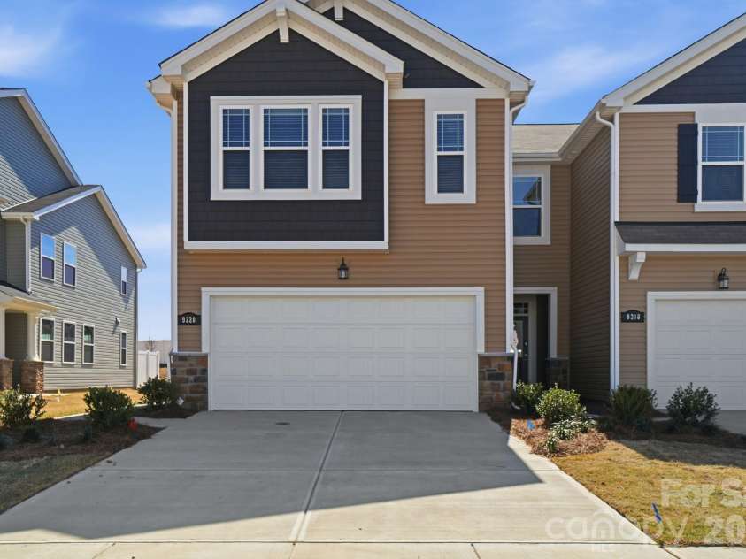 7025 Cerris Drive, Charlotte, NC 28269.  MLS# CAR4375738, YatesRealty ID 17337. Photos are representative