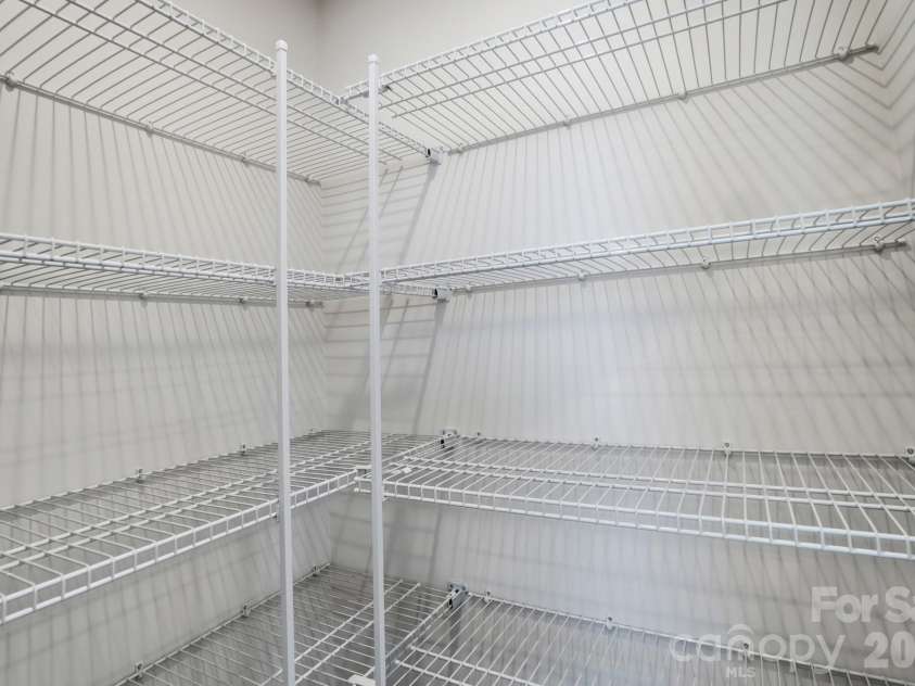 7025 Cerris Drive, Charlotte, NC 28269.  MLS# CAR4375738, YatesRealty ID 17337. Photos are representative