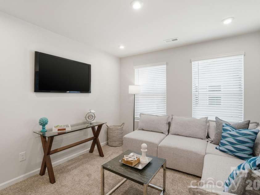 7025 Cerris Drive, Charlotte, NC 28269.  MLS# CAR4375738, YatesRealty ID 17337. Photos are representative